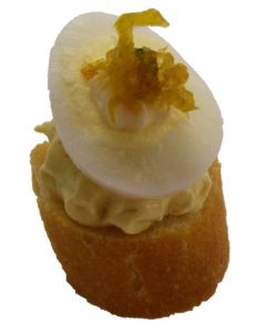 Half Quail Egg, Spicy Mayo, Leek on Ficelle