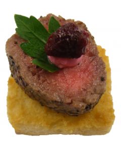 Peppered Beef with Beetroot Chutney and Horseradish on Crouton