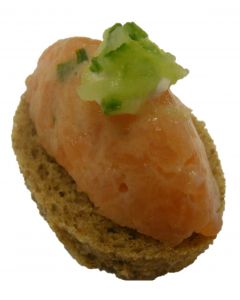 (F) Salmon Tartar Quenelle on Rye Bread