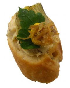 (V) Grilled Artichoke with Hummus on Herb Crostini