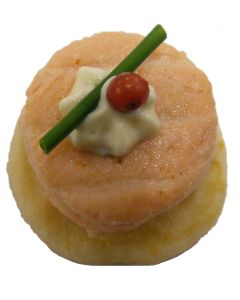 (F) Baked Salmon with Herb Mayonnaise & Pepper Corn on Blinis