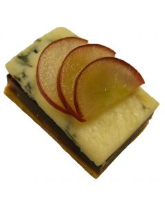 (C) Stilton with Port Jelly on Rectangular Shortbread with Grape