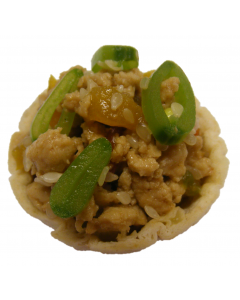 (M) Stir Fried Chicken with Mangetout in Tortilla Cup